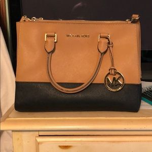 Michael Kors two tone over the shoulder bag